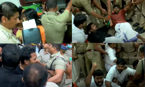 നഗരസഭയ്ക്കുള്ളിൽ പ്രതിപക്ഷ പ്രതിഷേധം; ഡെപ്യൂട്ടി മേയറെ തടഞ്ഞു