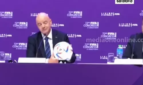 ഫുട്‌ബോളിനെ രാഷ്ട്രീയവുമായി കൂട്ടിക്കലർത്തരുതെന്ന് ഫിഫ