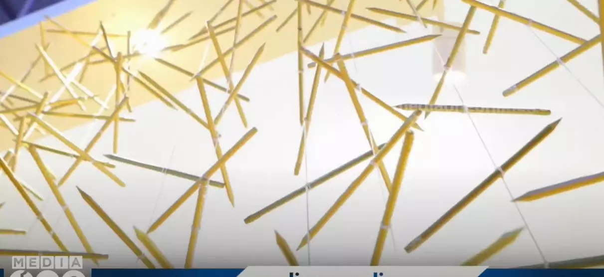 പുസ്തകോത്സവത്തിൽ പെൻസിലിൽ   തീർത്തൊരു വേറിട്ട സ്റ്റാളുമായി ബഹ്‌റൈൻ