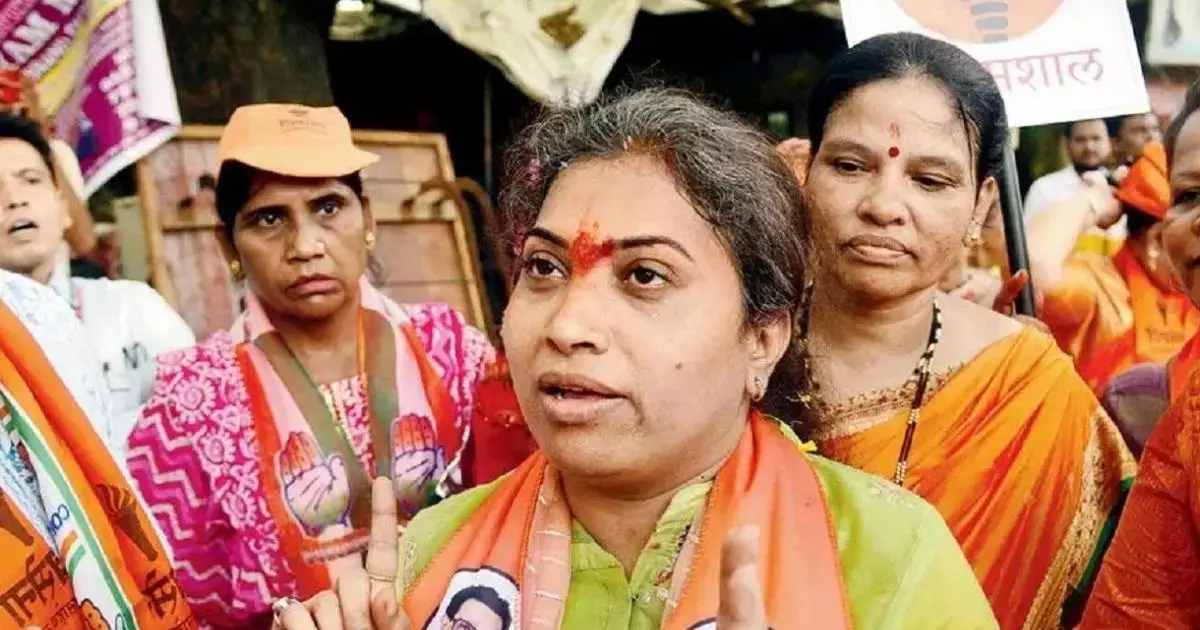 അന്തരിച്ച എംഎൽഎയുടെ ഭാര്യയെ ജയിപ്പിക്കാൻ പിന്മാറിയെന്ന് ബിജെപി ; അന്ധേരി ഈസ്റ്റിൽ ഉദ്ദവ് പക്ഷം വിജയത്തിലേക്ക് അന്തരിച്ച എംഎൽഎയുടെ ഭാര്യയെ ജയിപ്പിക്കാൻ പിന്മാറിയെന്ന് ബിജെപി ; അന്ധേരി ഈസ്റ്റിൽ ഉദ്ദവ് പക്ഷം വിജയത്തിലേക്ക്