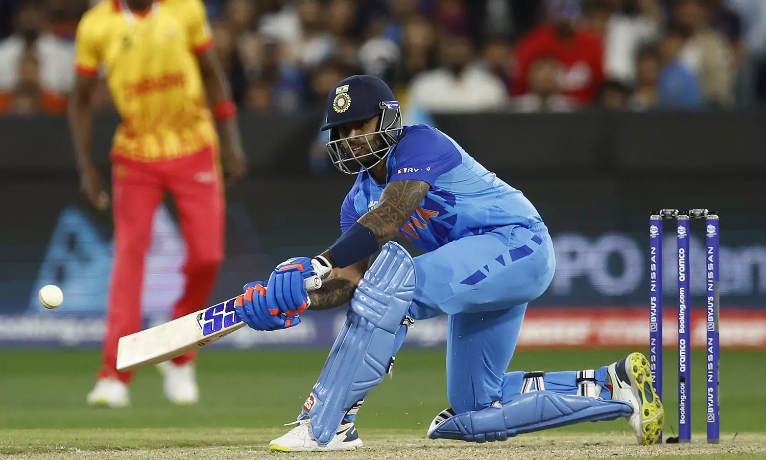 സൂര്യയുടെ വെടിക്കെട്ട്; സിംബാബ്‌വെക്കെതിരെ 187 റൺസിന്റെ വിജയലക്ഷ്യം ഉയർത്തി ഇന്ത്യ