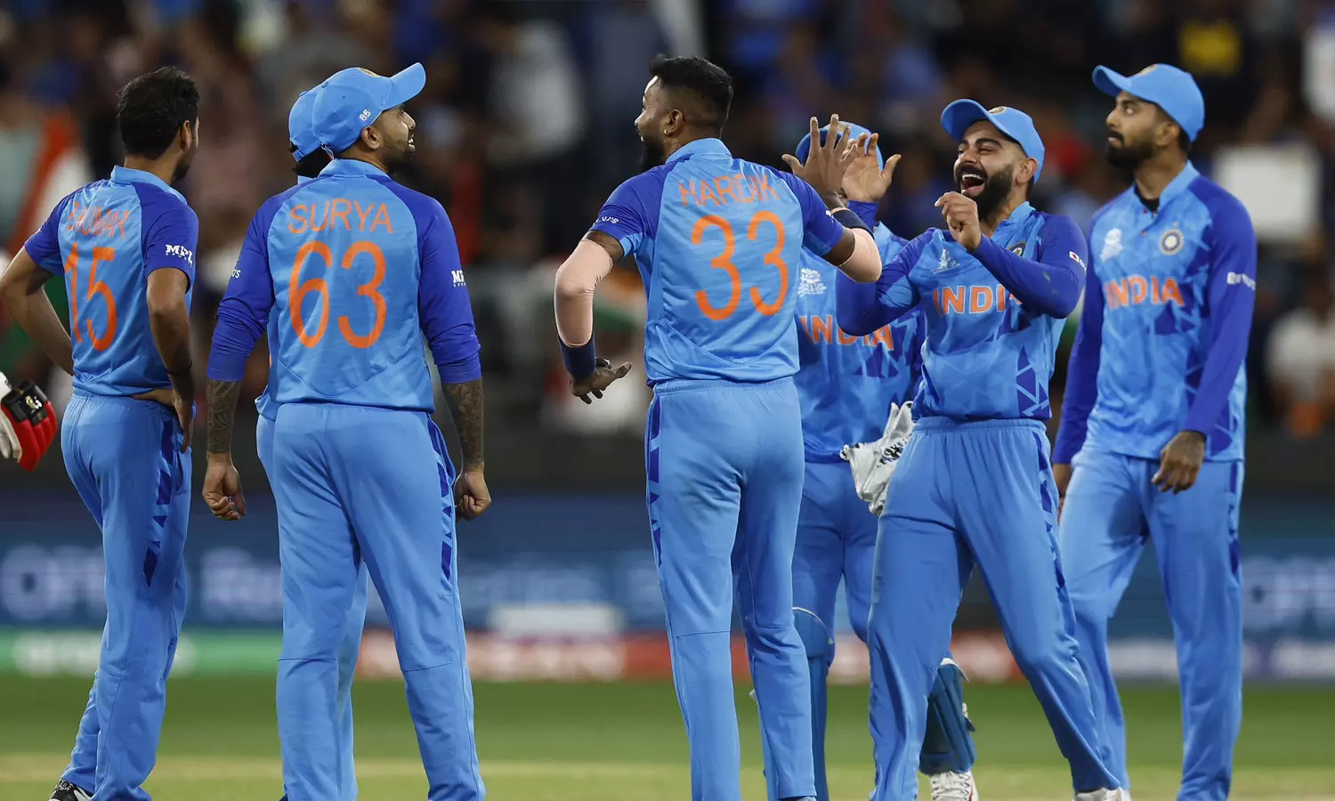 സെമിയിൽ ഇന്ത്യക്ക് ഇംഗ്ലീഷ് പരീക്ഷ, കിവികൾക്കു മുമ്പിൽ പാകിസ്താൻ സെമിയിൽ ഇന്ത്യക്ക് ഇംഗ്ലീഷ് പരീക്ഷ, കിവികൾക്കു മുമ്പിൽ പാകിസ്താൻ