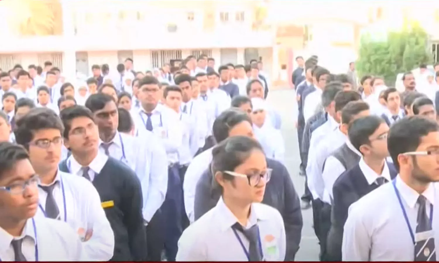 മഴക്കാലത്തിനു മുന്നോടിയായി മുന്നൊരുക്കം വേണം; കുവൈത്തിലെ സ്കൂളുകൾക്ക് നിര്ദേശം മഴക്കാലത്തിനു മുന്നോടിയായി മുന്നൊരുക്കം വേണം; കുവൈത്തിലെ സ്കൂളുകൾക്ക് നിര്ദേശം