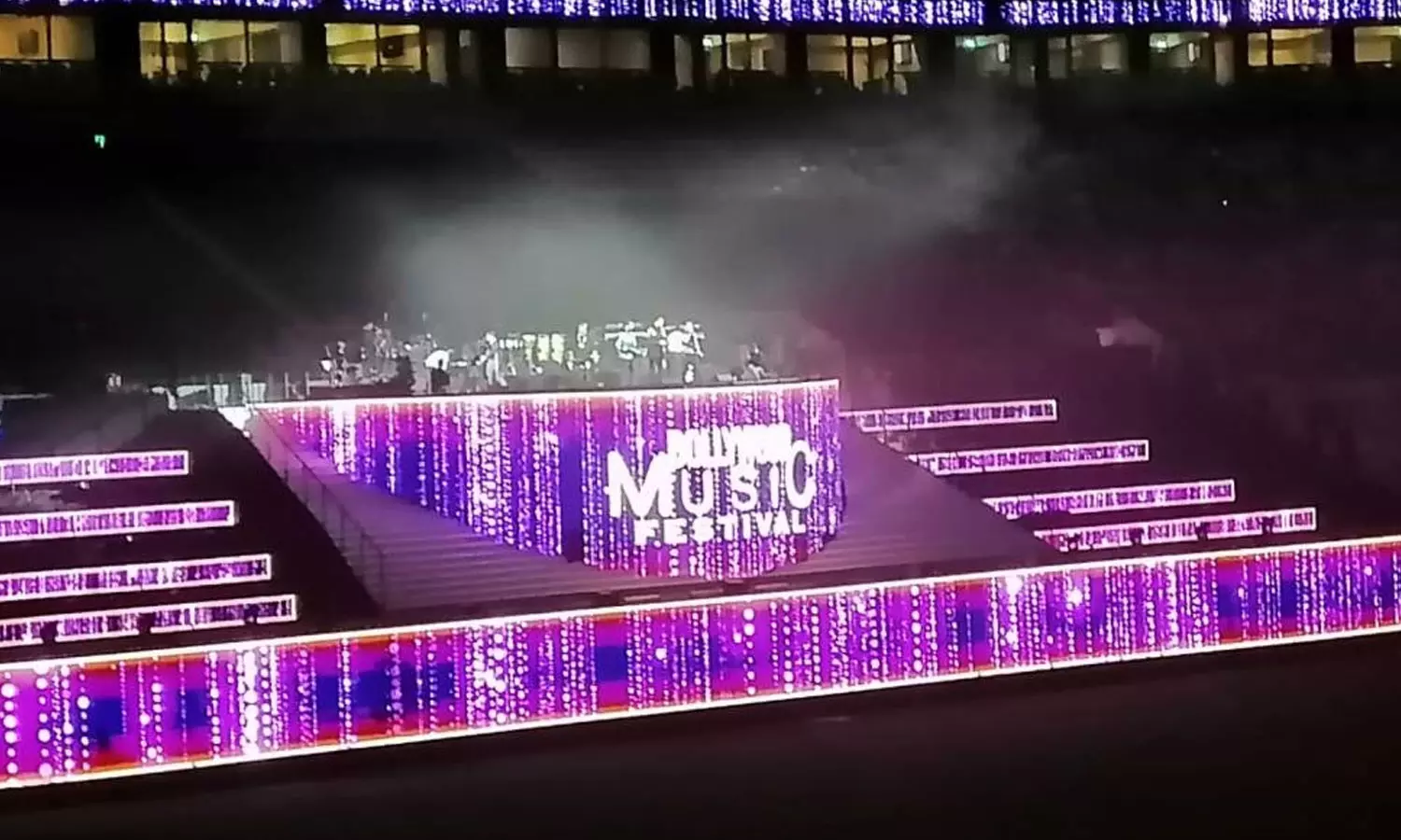 ലോകകപ്പിന്റെ അവസാനവട്ട ട്രയലായി ലുസൈല്‍ ബോളിവുഡ് മ്യൂസിക് ഫെസ്റ്റിവല്‍