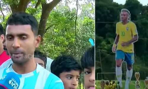 പുള്ളാവൂർക്കാരുടെ അഭിമാനപ്രശ്‌നമാണിത്; പുഴയിൽ നിന്ന് കട്ടൗട്ട് മാറ്റില്ലെന്ന് ആരാധകർ