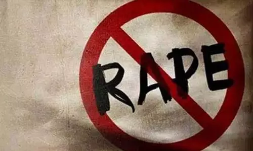 ഷാഡോ പൊലീസ് ചമഞ്ഞ് പെൺകുട്ടികളെ പീഡിപ്പിച്ചു; രണ്ടുപേർ അറസ്റ്റിൽ