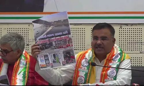 മോർബി അപകടം ഉൾപ്പടെ 22 കുറ്റങ്ങൾ; ഗുജറാത്ത് സർക്കാറിനെതിരെ കുറ്റപത്രം പുറത്തിറക്കി കോൺഗ്രസ്