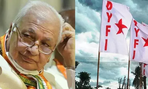 മീഡിയവൺ, കൈരളി ചാനലുകളെ പുറത്താക്കിയ ഗവർണർ കേരളത്തിന് ബാധ്യതയെന്ന് ഡി.വൈ.എഫ്.ഐ മീഡിയവൺ, കൈരളി ചാനലുകളെ പുറത്താക്കിയ ഗവർണർ കേരളത്തിന് ബാധ്യതയെന്ന് ഡി.വൈ.എഫ്.ഐ