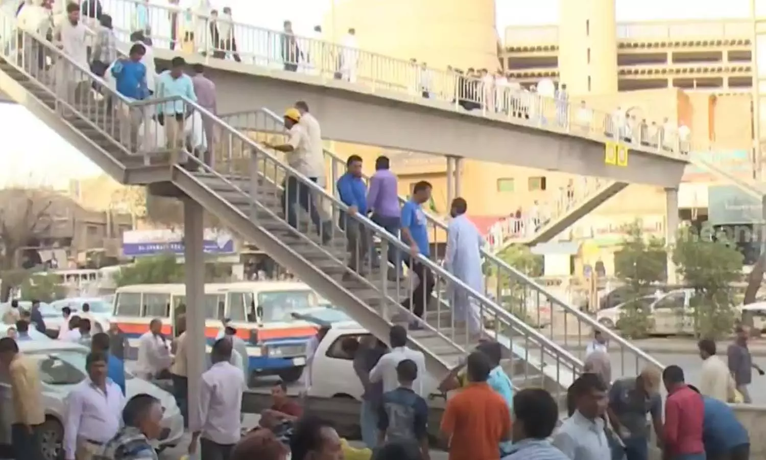 സ്വദേശിവൽക്കരണ ചട്ടങ്ങളിൽ മാറ്റം വരുത്തി സൗദി സ്വദേശിവൽക്കരണ ചട്ടങ്ങളിൽ മാറ്റം വരുത്തി സൗദി