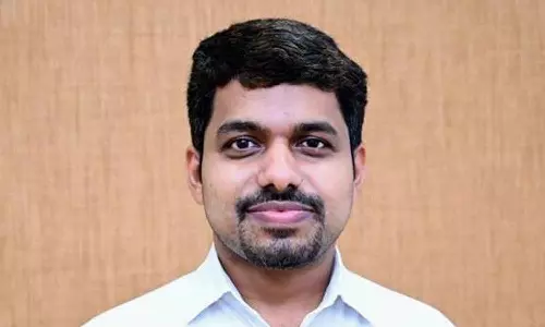 പോപുലർ ഫ്രണ്ട് സംസ്ഥാന സെക്രട്ടറിയായിരുന്ന സി.എ റൗഫുമായി എൻ.ഐ.എ തെളിവെടുപ്പ് പോപുലർ ഫ്രണ്ട് സംസ്ഥാന സെക്രട്ടറിയായിരുന്ന സി.എ റൗഫുമായി എൻ.ഐ.എ തെളിവെടുപ്പ്