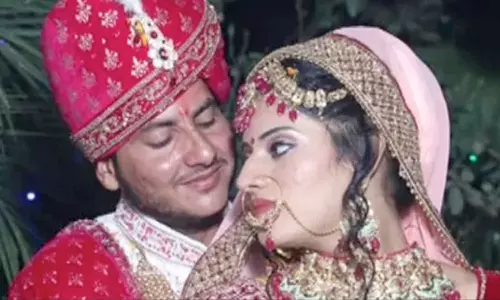 വിദ്യാർഥിനിയുമായി പ്രണയം; വിവാഹം ചെയ്യാൻ ലിംഗമാറ്റം നടത്തി അധ്യാപിക