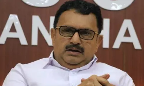 ഗവർണർ പദവിയുടെ മാന്യത ആരിഫ് മുഹമ്മദ് ഖാൻ കളഞ്ഞുകുളിച്ചു: കെ മുരളീധരൻ