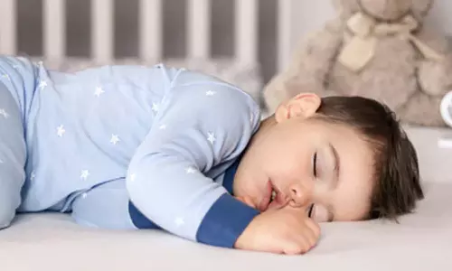 തണുപ്പുകാലമാണ്.. വൈറൽ രോഗങ്ങൾ പിന്നാലെയെത്തും; കുട്ടികൾക്കായി കരുതലെടുക്കാം തണുപ്പുകാലമാണ്.. വൈറൽ രോഗങ്ങൾ പിന്നാലെയെത്തും; കുട്ടികൾക്കായി കരുതലെടുക്കാം