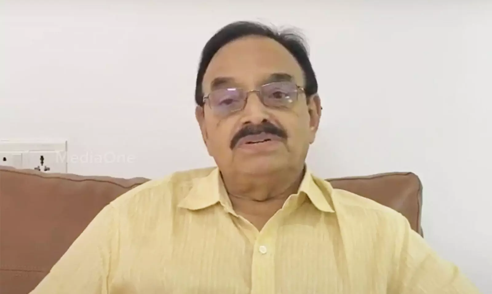 മഹാത്മാവ്  പിടഞ്ഞു വീണത് ഓട്ടോറിക്ഷയിടിച്ചല്ല.  ആര്‍.എസ്.എസുകാരൻ വെടിയുതിർത്തിട്ടാണ്;   സുധാകരനെതിരെ  പി.കെ അബ്ദുറബ്ബ്