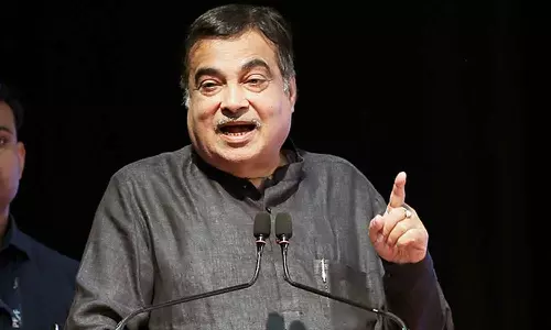 രാജ്യം അദ്ദേഹത്തോട് കടപ്പെട്ടിരിക്കുന്നു; മൻമോഹൻ സിങ്ങിനെ പ്രശംസിച്ച് ഗഡ്കരി