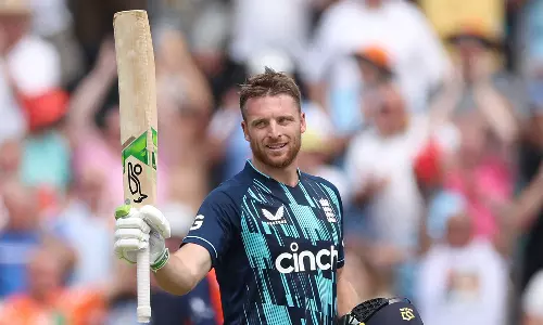 ഇന്ത്യ-പാകിസ്താൻ ഫൈനൽ ഉണ്ടാകില്ല; സാധ്യമായതെല്ലാം ചെയ്യും: ജോസ് ബട്ലർ ഇന്ത്യ-പാകിസ്താൻ ഫൈനൽ ഉണ്ടാകില്ല; സാധ്യമായതെല്ലാം ചെയ്യും: ജോസ് ബട്ലർ