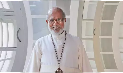 ആലഞ്ചേരിക്ക് തിരിച്ചടി; ഭൂമി ഇടപാടുമായി ബന്ധപ്പെട്ട കേസുകളിൽ നേരിട്ട് ഹാജരാകണമെന്ന് ഹൈക്കോടതി