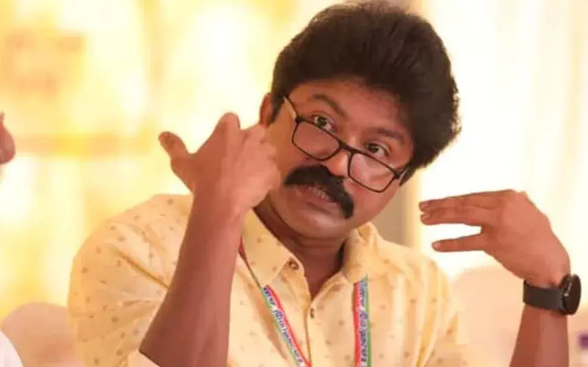 എൽദോസ് കുന്നപ്പിള്ളിൽ എം.എൽ.എയുടെ ജാമ്യം റദ്ദാക്കണമെന്ന ഹരജി ഇന്നു പരിഗണിക്കും എൽദോസ് കുന്നപ്പിള്ളിൽ എം.എൽ.എയുടെ ജാമ്യം റദ്ദാക്കണമെന്ന ഹരജി ഇന്നു പരിഗണിക്കും