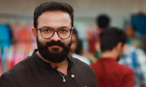 ഷാർജ അന്താരാഷ്ട്ര പുസ്തകമേളയിൽ ജയസൂര്യ ഇന്ന് അതിഥിയായി പങ്കെടുക്കും ഷാർജ അന്താരാഷ്ട്ര പുസ്തകമേളയിൽ ജയസൂര്യ ഇന്ന് അതിഥിയായി പങ്കെടുക്കും