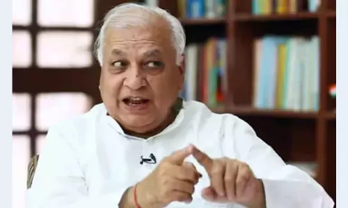 ജമാഅത്തുകാർ അഞ്ചു തവണ എന്റെ ജീവൻ അപായപ്പെടുത്താൻ ശ്രമിച്ചു, ദണ്ഡ് കൊണ്ട് തലക്കടിച്ചു: ആരിഫ് മുഹമ്മദ് ഖാൻ ജമാഅത്തുകാർ അഞ്ചു തവണ എന്റെ ജീവൻ അപായപ്പെടുത്താൻ ശ്രമിച്ചു, ദണ്ഡ് കൊണ്ട് തലക്കടിച്ചു: ആരിഫ് മുഹമ്മദ് ഖാൻ