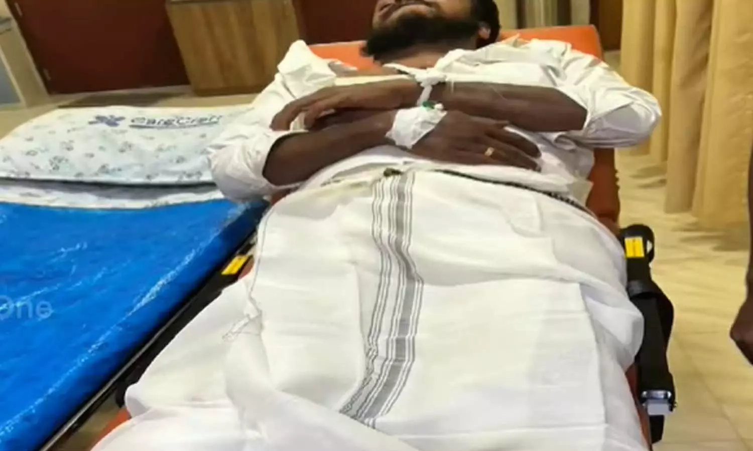 പാർട്ടിമാറി ജയിച്ചയാൾക്കെതിരെ അക്രമം; പിന്നിൽ ബിജെപിയെന്ന് ആരോപണം