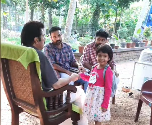 ഇന്നെന്‍റെ മകൾക്കു അറിയില്ല അവളെ തലോടുന്നത് ആരാണെന്ന്, നാളെ അവളിത് അഭിമാനത്തോടെ കാണും