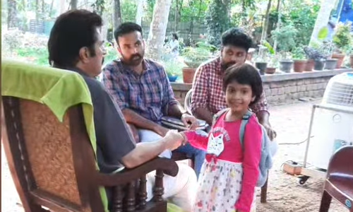 ഇന്നെന്‍റെ മകൾക്കു അറിയില്ല അവളെ തലോടുന്നത് ആരാണെന്ന്, നാളെ അവളിത് അഭിമാനത്തോടെ കാണും