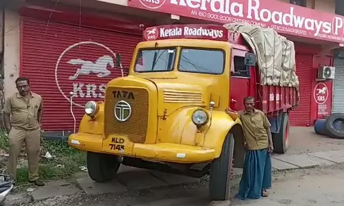 അഞ്ചരപ്പതിറ്റാണ്ടിന്റെ പഴമ; കേരളാ റോഡ്വെയ്സ് ടാറ്റാ ബെൻസിനെ ഇന്നും പരിപാലിച്ച് ഇവർ അഞ്ചരപ്പതിറ്റാണ്ടിന്റെ പഴമ; കേരളാ റോഡ്വെയ്സ് ടാറ്റാ ബെൻസിനെ ഇന്നും പരിപാലിച്ച് ഇവർ