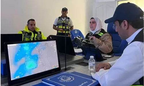 മഴയിൽ റോഡുകള് വെള്ളത്തിലായതിൽ കുറ്റക്കാര്ക്കെതിരെ ശക്തമായ നടപടിയെന്ന് അധികൃതർ മഴയിൽ റോഡുകള് വെള്ളത്തിലായതിൽ കുറ്റക്കാര്ക്കെതിരെ ശക്തമായ നടപടിയെന്ന് അധികൃതർ