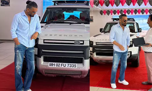 മമ്മുട്ടിക്കും അംബാനിക്കും പുറമെ സുനിൽ ഷെട്ടിയും; ലാൻഡ് റോവർ ഡിഫൻഡർ സ്വന്തമാക്കി താരം