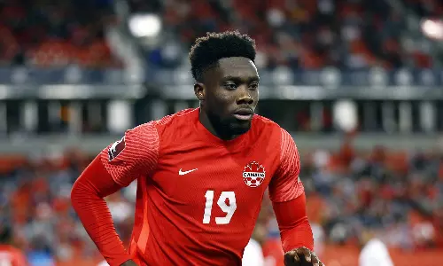 അഭയാർത്ഥി ക്യാംപിൽ പിറന്നവൻ; ഖത്തറിൽ കാനഡയുടെ തുറുപ്പുചീട്ട് അഭയാർത്ഥി ക്യാംപിൽ പിറന്നവൻ; ഖത്തറിൽ കാനഡയുടെ തുറുപ്പുചീട്ട്