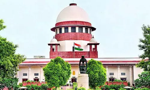 മതപരമായ പേരുകളും ചിഹ്നങ്ങളുമുള്ള രാഷ്ട്രീയ പാർട്ടികളെ നിരോധിക്കണമെന്ന് ഹരജി; തെര.കമ്മീഷന്റെ പ്രതികരണം തേടി സുപ്രിംകോടതി