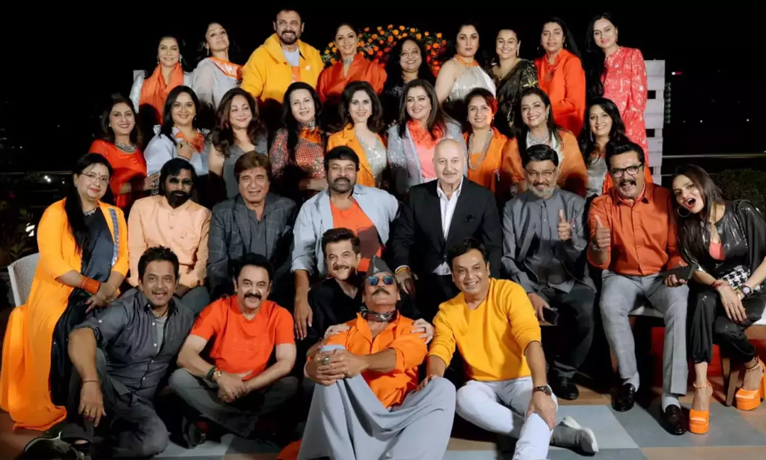 ക്ലാസ് ഓഫ് 80സ്; ഹൃദ്യമായ ഒത്തുചേരൽ, താരസംഗമത്തിന്റെ വിശേഷങ്ങളുമായി ലിസി ക്ലാസ് ഓഫ് 80സ്; ഹൃദ്യമായ ഒത്തുചേരൽ, താരസംഗമത്തിന്റെ വിശേഷങ്ങളുമായി ലിസി