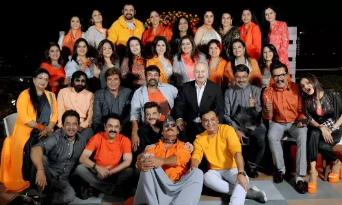 ക്ലാസ് ഓഫ് 80സ്; ഹൃദ്യമായ ഒത്തുചേരൽ, താരസംഗമത്തിന്റെ വിശേഷങ്ങളുമായി ലിസി ക്ലാസ് ഓഫ് 80സ്; ഹൃദ്യമായ ഒത്തുചേരൽ, താരസംഗമത്തിന്റെ വിശേഷങ്ങളുമായി ലിസി