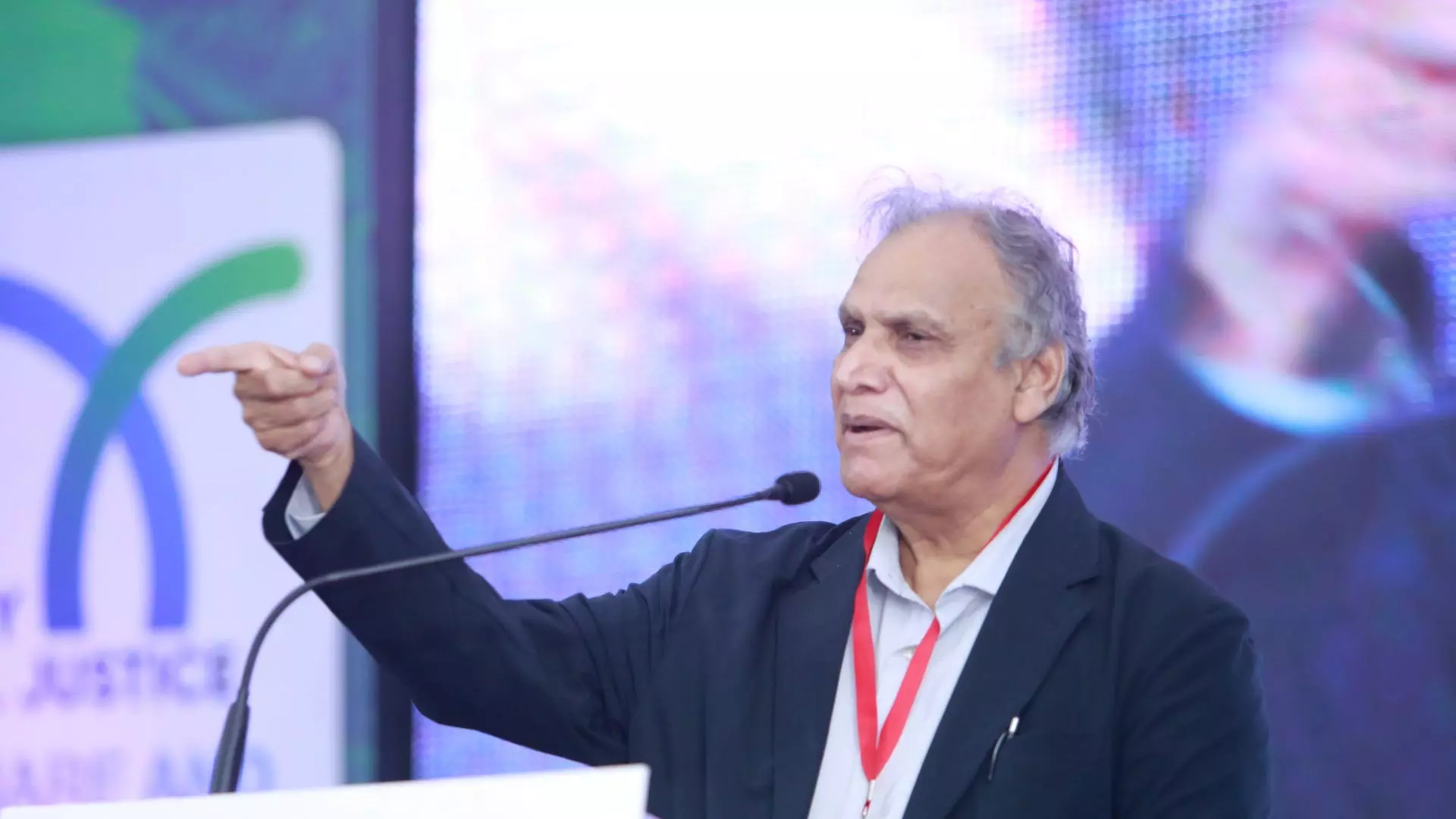 ചരിത്രത്തിൽ തുല്യതയില്ലാത്ത ജാതിവിവേചനത്തിന് നഷ്ടപരിഹാരം നൽകണം : സുഖദേവ് തോറാട്ട് ചരിത്രത്തിൽ തുല്യതയില്ലാത്ത ജാതിവിവേചനത്തിന് നഷ്ടപരിഹാരം നൽകണം : സുഖദേവ് തോറാട്ട്