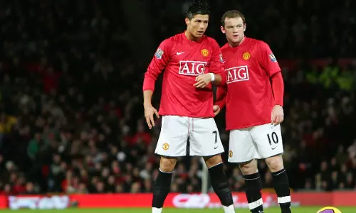 റൊണാൾഡോ ലോകകപ്പ് നേടണം; വിവാദങ്ങൾക്കിടെ റൂണിയുടെ പ്രതികരണം