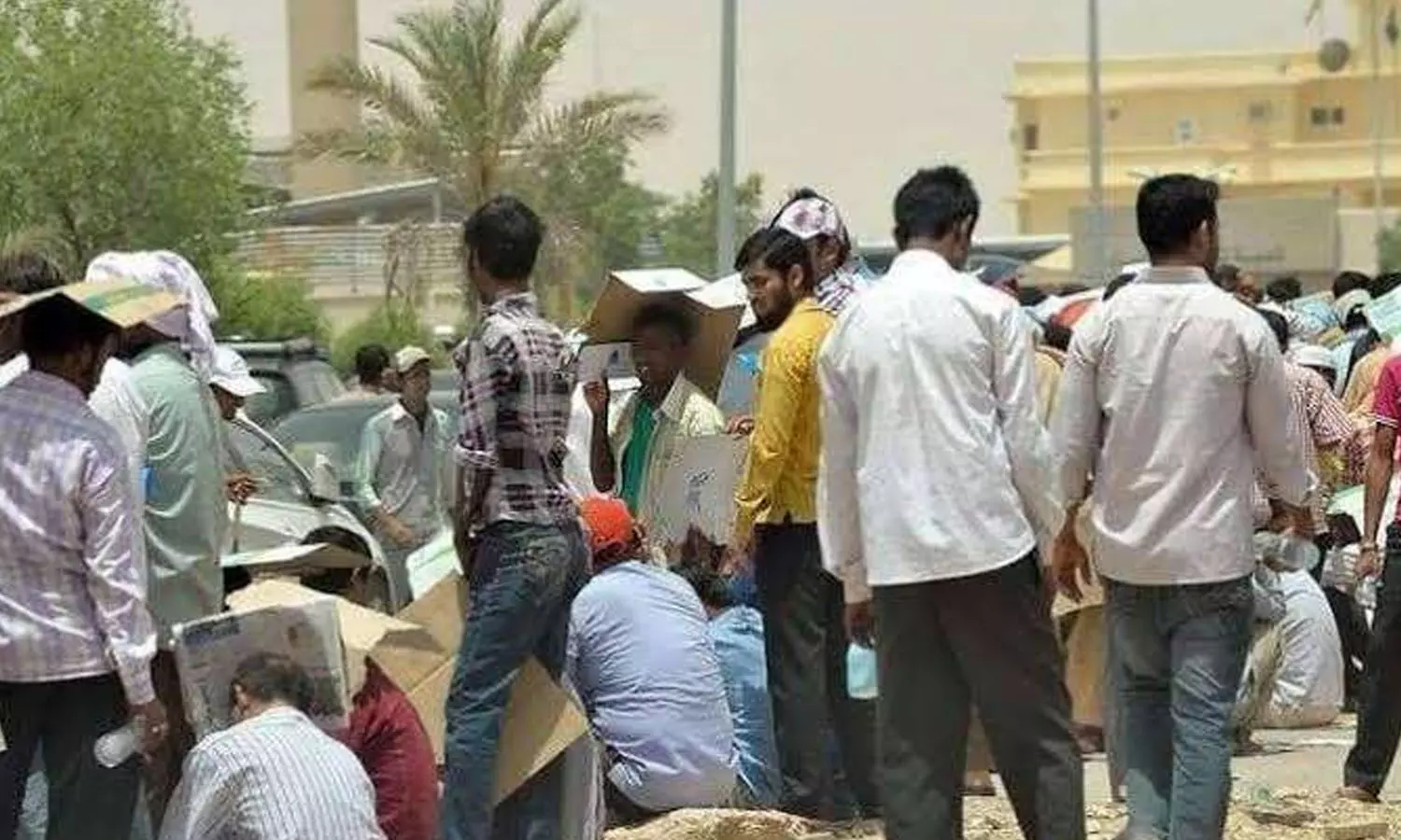 സ്വദേശി താമസ മേഖലയിലെ ബാച്ചിലർമാരെ ഒഴിപ്പിക്കുന്നു