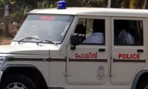 പെൺകുട്ടിയെ ശല്യപ്പെടുത്തിയെന്ന് ആരോപണം; മലപ്പുറത്ത് യുവാവിനെ തട്ടിക്കൊണ്ട് പോയി മർദിച്ചു