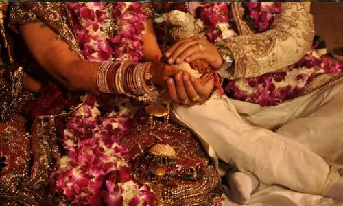 വരൻ വാങ്ങിക്കൊടുത്ത ലഹങ്കയുടെ വില കുറഞ്ഞുപോയി; കല്യാണത്തിൽ നിന്ന് പിന്മാറി യുവതി