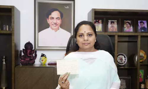 ഷിൻഡെ മോഡലിൽ എന്നെയും മുഖ്യമന്ത്രിയാക്കാൻ സമീപിച്ചു; ബിജെപിക്കെതിരെ ആരോപണവുമായി തെലങ്കാന മുഖ്യമന്ത്രിയുടെ മകൾ