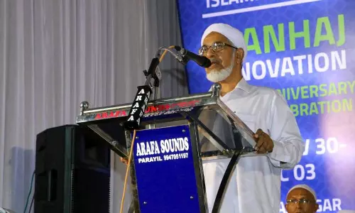 വഖഫ് നിയമനം: സർക്കാർ പിന്മാറ്റത്തെ സ്വാഗതം ചെയ്ത നടപടിയെ വിമർശിച്ച് സമസ്ത നേതാവ്