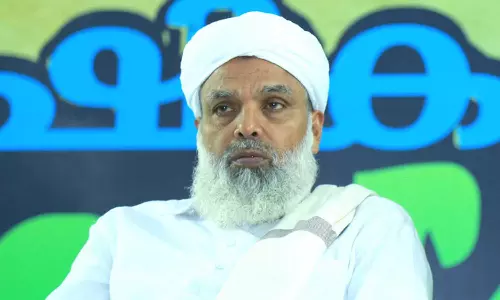 കമ്മ്യൂണിസം വെടക്ക് തന്നെ; സഖാവ് ഉമർ ഫൈസി എന്ന് വിളിക്കേണ്ട വിമർശനവുമായി സമസ്ത നേതാവ്