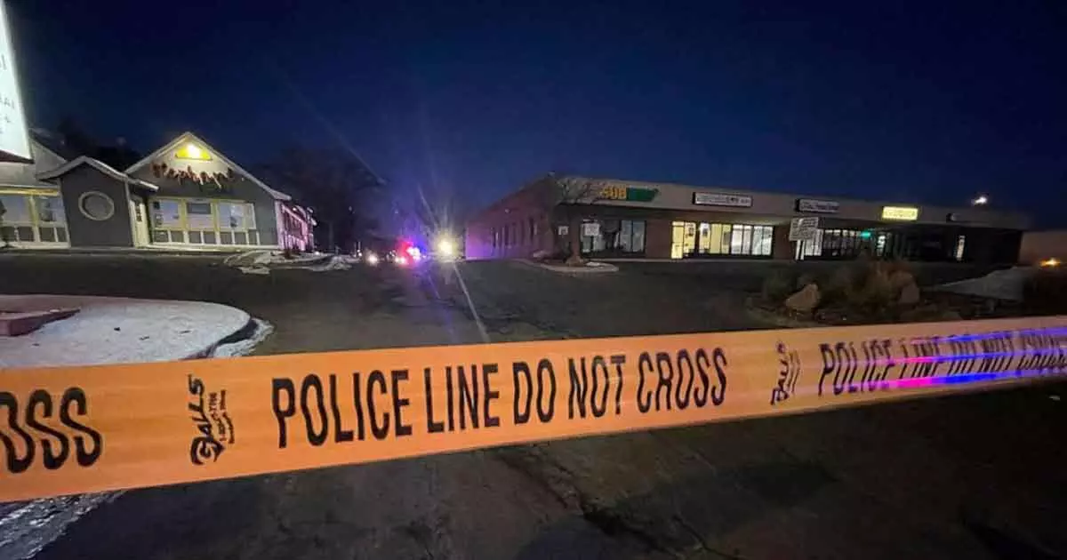 അമേരിക്കയില് സ്വവര്ഗാനുരാഗികളുടെ നിശാക്ലബ്ബില് വെടിവെപ്പ്: 5 പേര് കൊല്ലപ്പെട്ടു അമേരിക്കയില് സ്വവര്ഗാനുരാഗികളുടെ നിശാക്ലബ്ബില് വെടിവെപ്പ്: 5 പേര് കൊല്ലപ്പെട്ടു