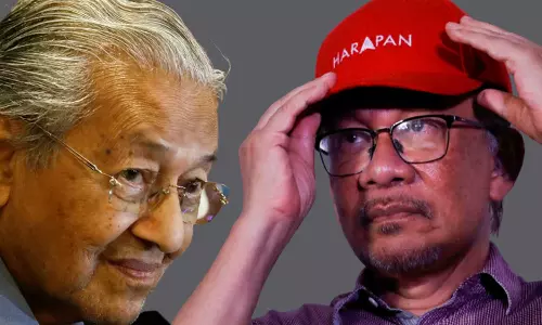 അടിതെറ്റി മഹാതീർ, അൻവർ ഇബ്രാഹീമിന് കുതിപ്പ്; ചരിത്രത്തിലാദ്യമായി മലേഷ്യ കൂട്ടുകക്ഷി ഭരണത്തിലേക്ക്