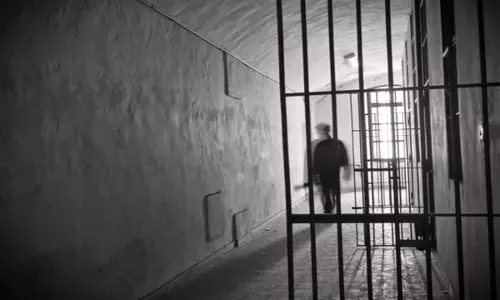 ഗാർഹിക തൊഴിലാളി കടത്ത്; മുഖ്യ പ്രതികൾക്ക് ജീവപര്യന്തം തടവ് ഗാർഹിക തൊഴിലാളി കടത്ത്; മുഖ്യ പ്രതികൾക്ക് ജീവപര്യന്തം തടവ്