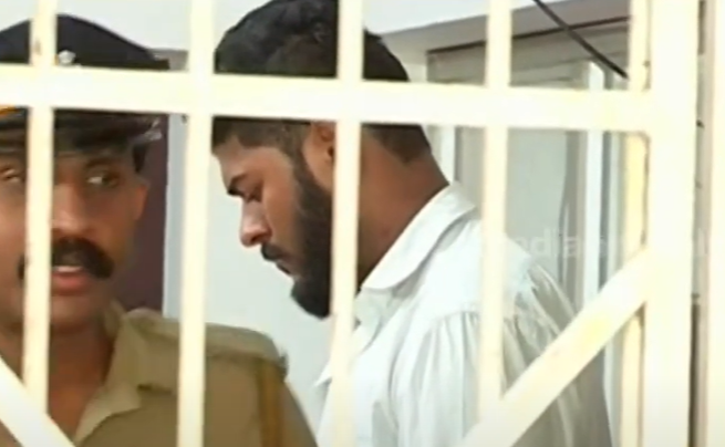 ജാമ്യവ്യവസ്ഥ ലംഘിച്ചു;  അലൻ ഷുഐബിനെതിരെ പൊലീസ് റിപ്പോർട്ട്