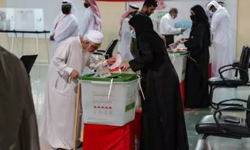 രണ്ടാം റൗണ്ട് വോട്ടെടുപ്പിൽ വൻ ജനപങ്കാളിത്തം