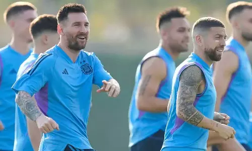 മെസ്സിയും സംഘവും ആദ്യ അങ്കത്തിനിറങ്ങുന്നു; അർജന്റീനയുടെ വിജയക്കുതിപ്പ് തടയുമോ സൗദി?