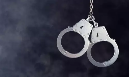 തൃപ്പൂണിത്തുറ പീഡനം; പ്രിൻസിപ്പൽ ഉൾപ്പെടെ മൂന്ന് അധ്യാപകർ കൂടി അറസ്റ്റിൽ തൃപ്പൂണിത്തുറ പീഡനം; പ്രിൻസിപ്പൽ ഉൾപ്പെടെ മൂന്ന് അധ്യാപകർ കൂടി അറസ്റ്റിൽ