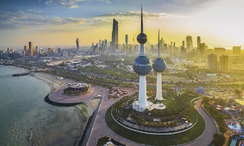 കുവൈത്ത് ജനസംഖ്യ 4.4 മില്യൺ;   രാജ്യത്ത് 65 % വിദേശികൾ